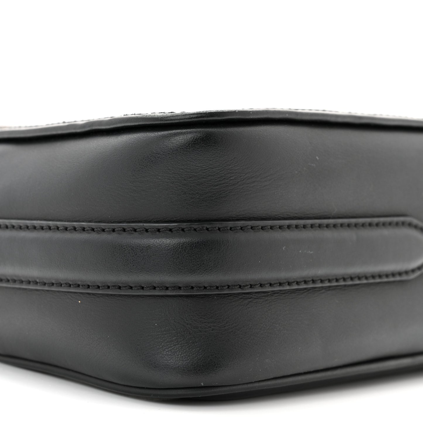 Vitello Century F is Fendi Bi-Color FF 1974 Embossed Camera Case Maya Black