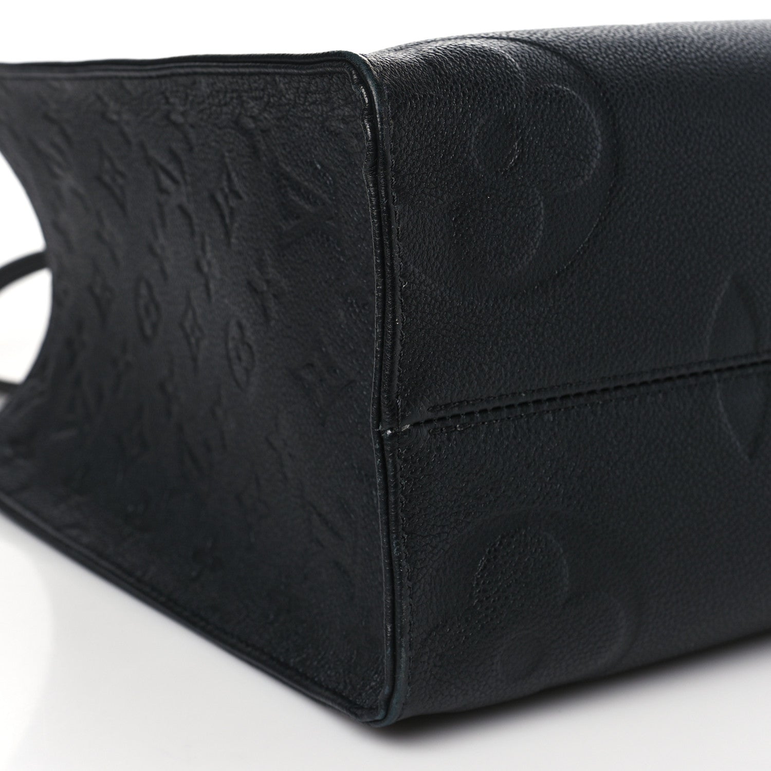 Louis Vuitton Empreinte Monogram Giant Onthego MM Black 7 of 8