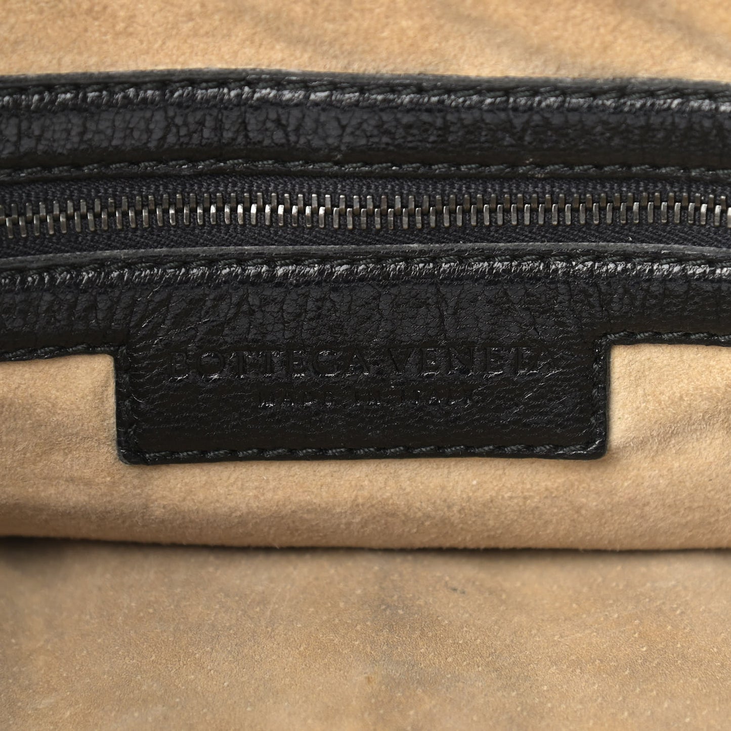 Nappa Intrecciato Medium Tornabuoni Hobo Black