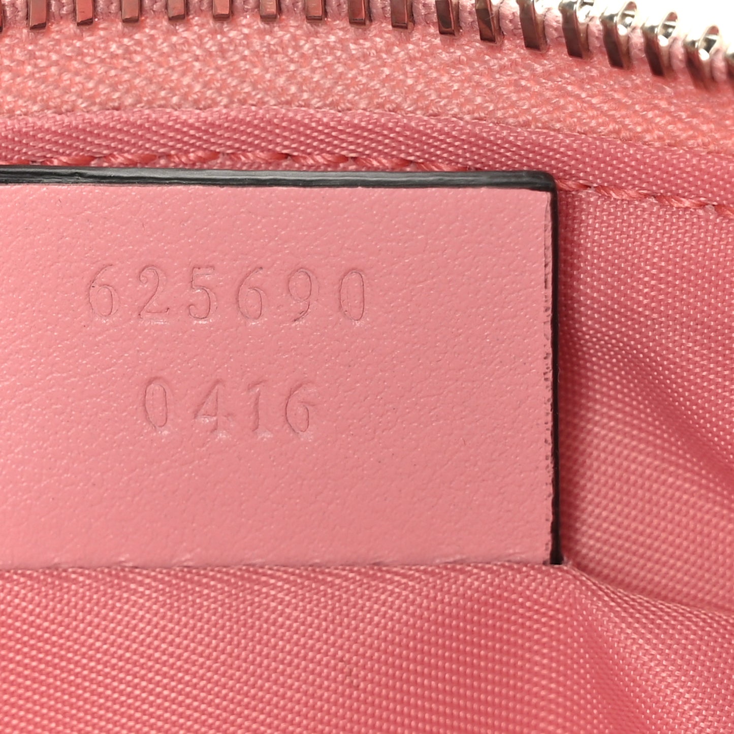 Calfskin Matelasse Large GG Marmont Pouch Cosmetic Case Wild Rose