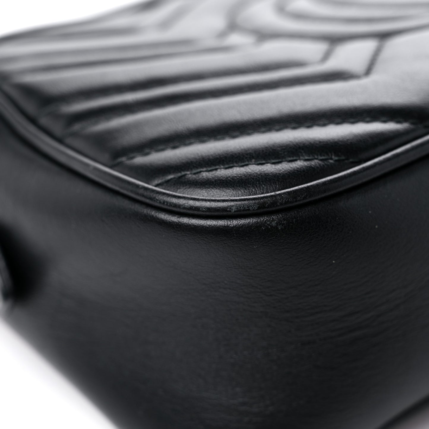 Calfskin Matelasse Small GG Marmont Chain Shoulder Bag Black