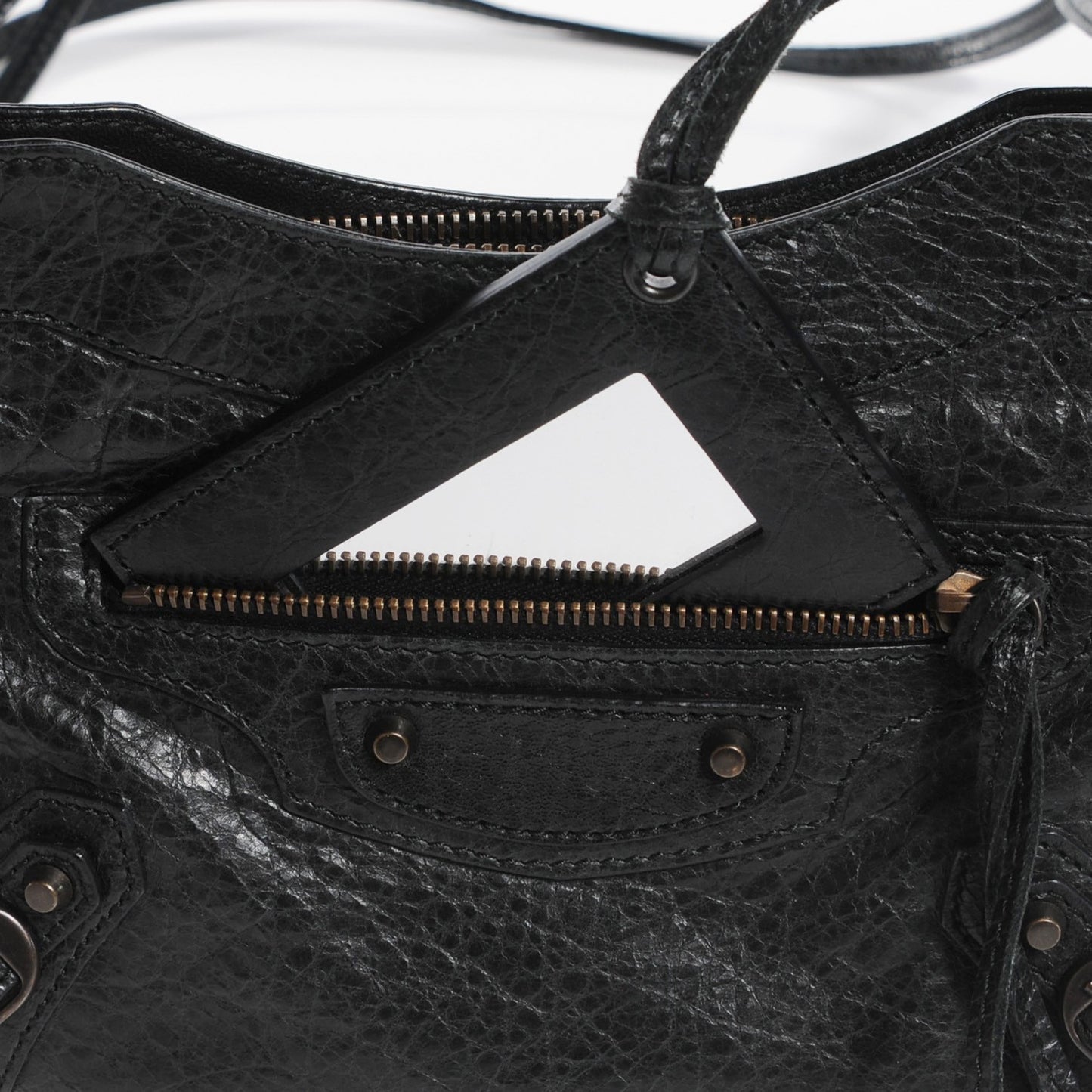 Agneau Classic Hardware Hip Black