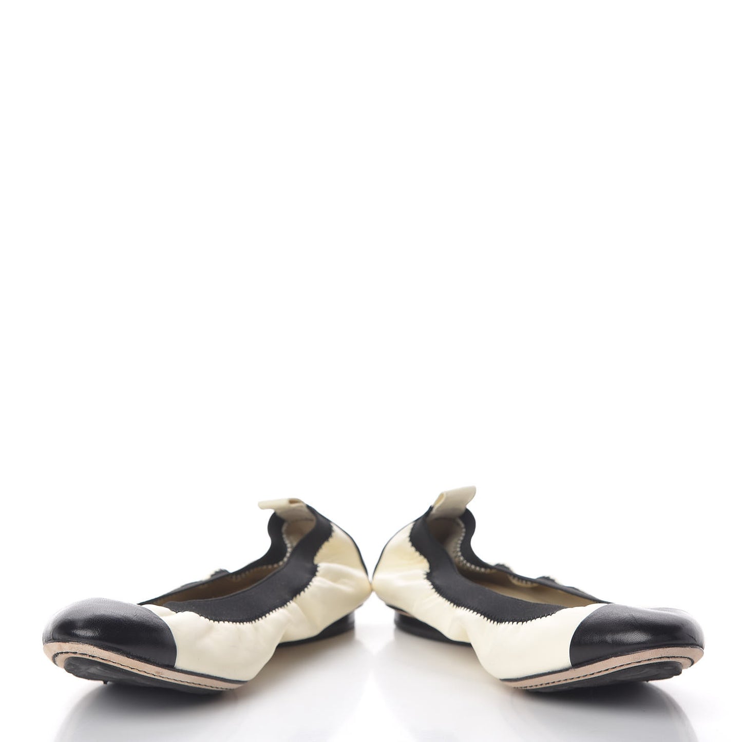 Lambskin CC Elastic Cap Toe Ballerina Flats 37 Off White Black