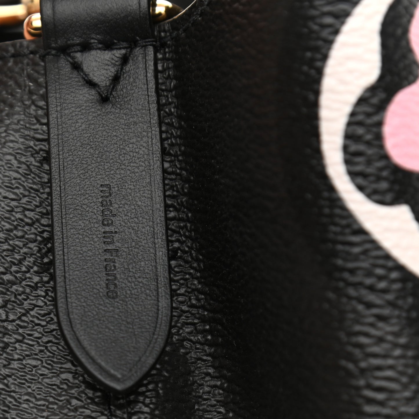 Monogram Giant Wild At Heart Neonoe MM Black