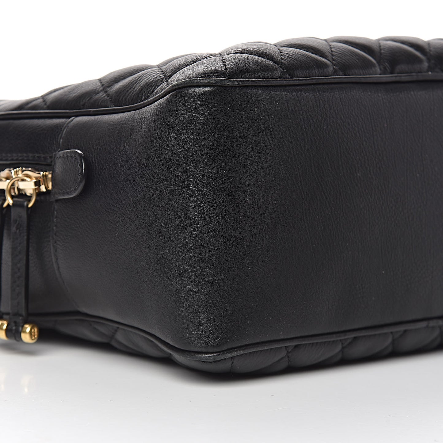 Calfskin Quilted CC Medium Vanity Case Black