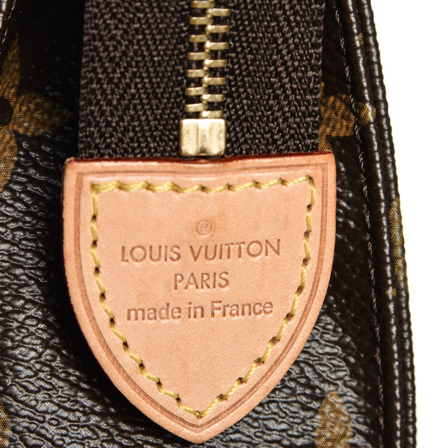Louis Vuitton Monogram Toiletry Pouch 26 6 of 7