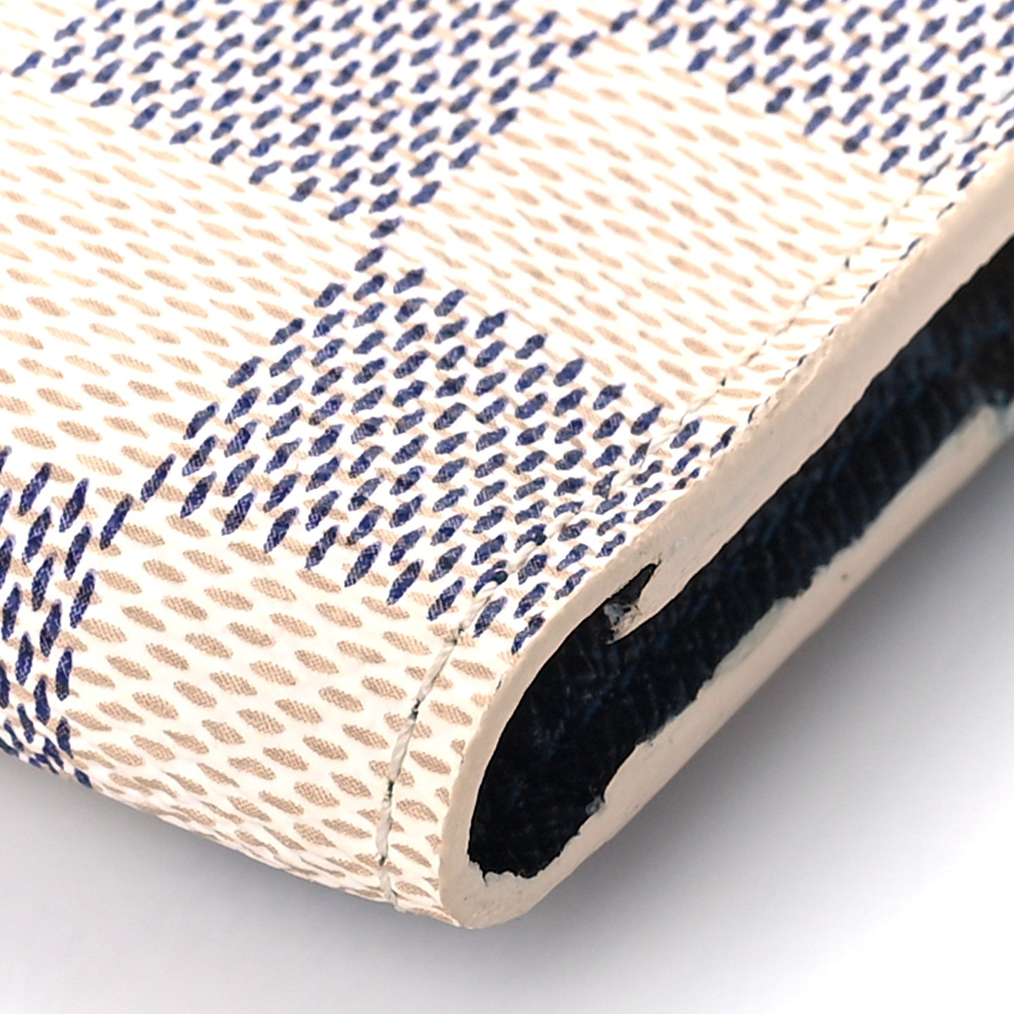 Damier Azur Articles de Voyage Insolite Wallet