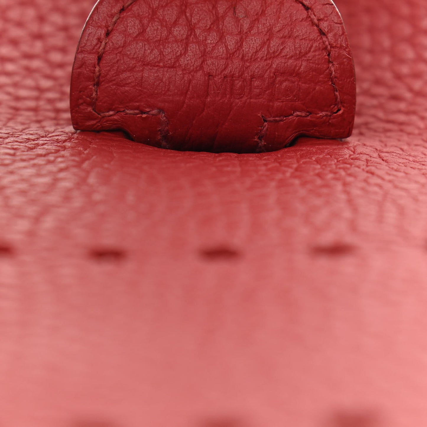 Taurillon Clemence Evelyne III PM Rouge Casaque