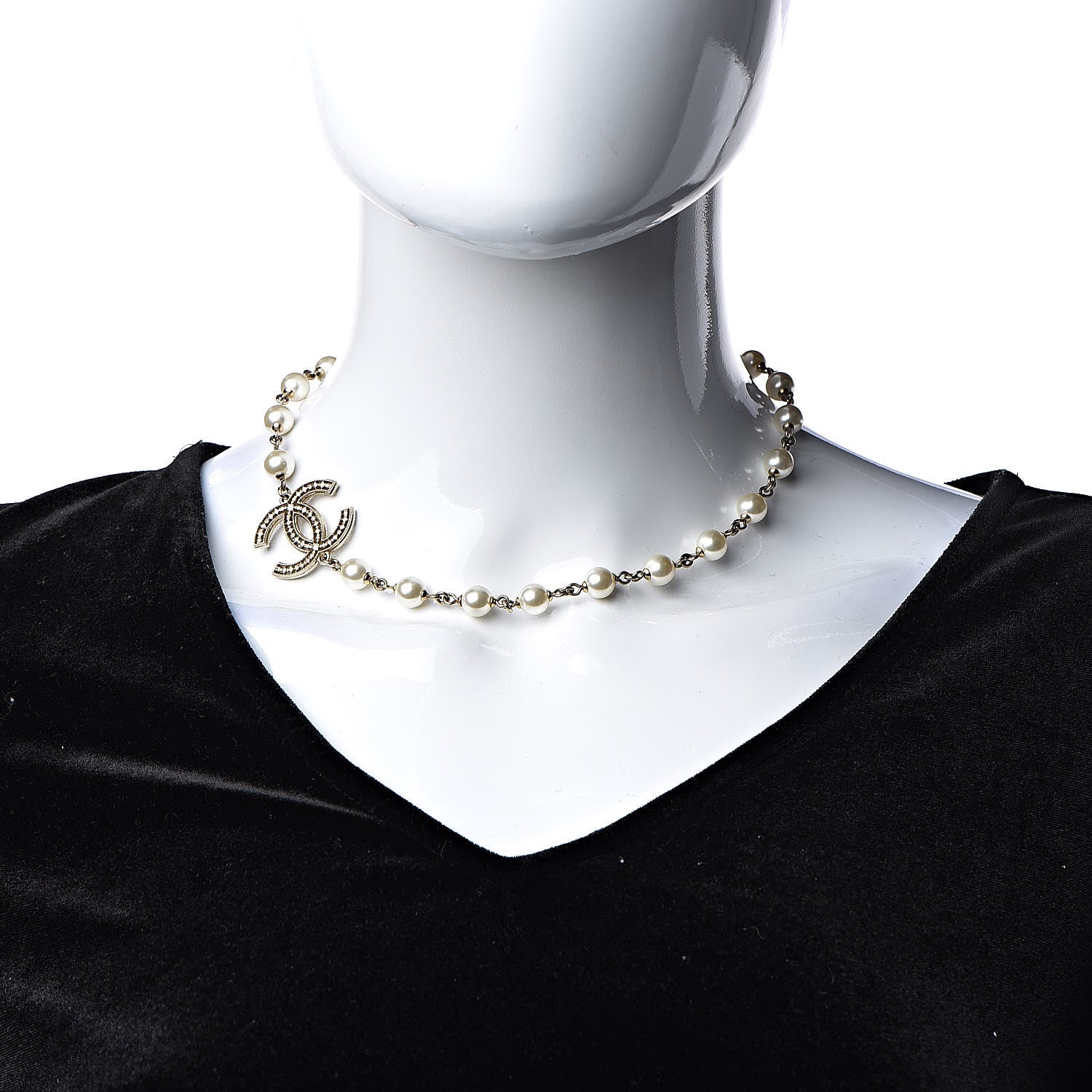 Chanel Pearl CC Short Necklace Gold 2 of 6
