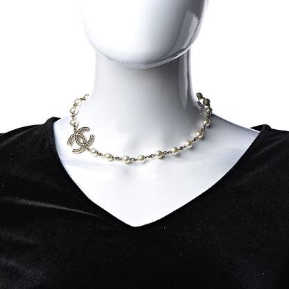 Chanel Pearl CC Short Necklace Gold 2 of 6