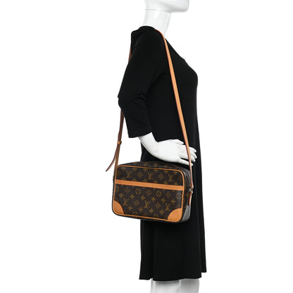 Louis Vuitton LOUIS VUITTON Monogram Trocadero 27 2 of 10