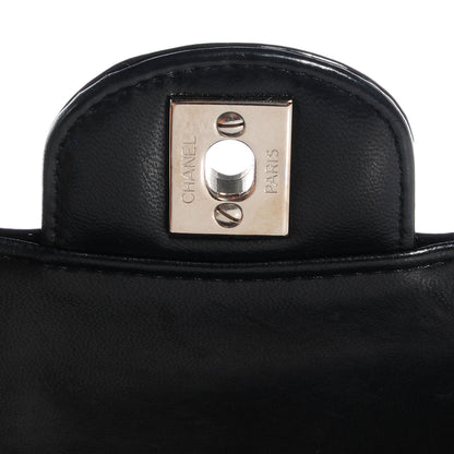 Chanel Patent Medium Double Flap Black 5 of 8