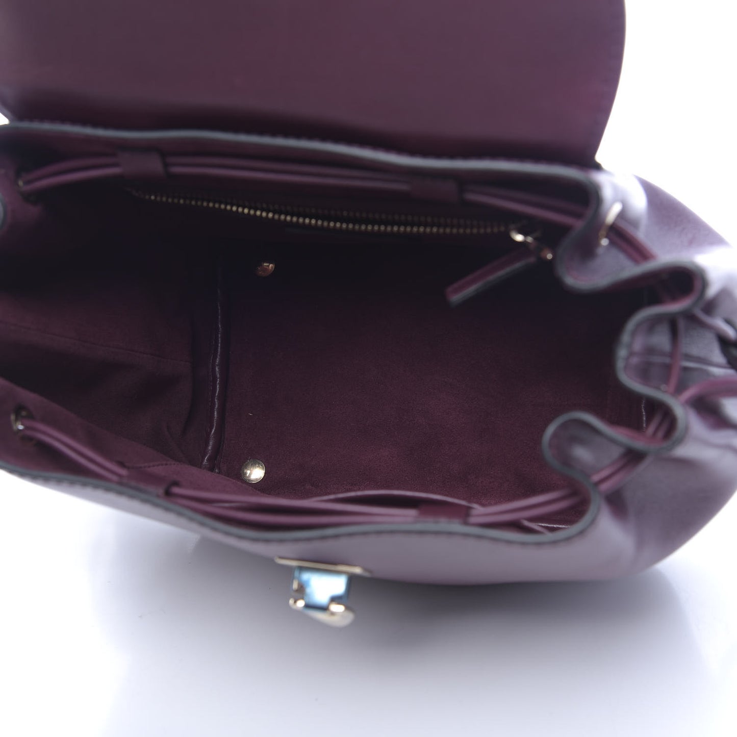 Vitello Rockstud Demilune Backpack Vinaccia