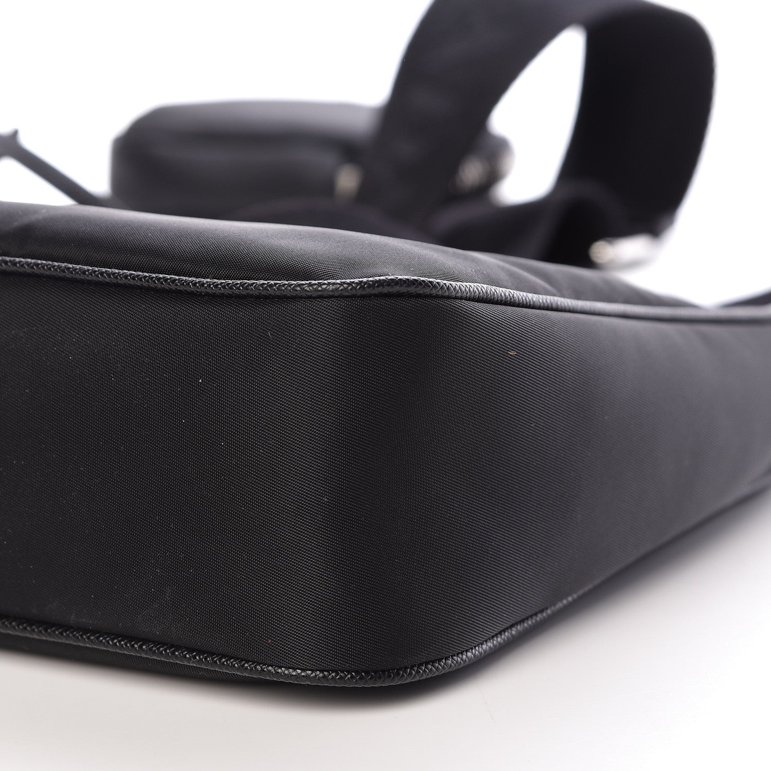 Prada Nylon Re-Edition 2005 Shoulder Bag Black 12 of 14