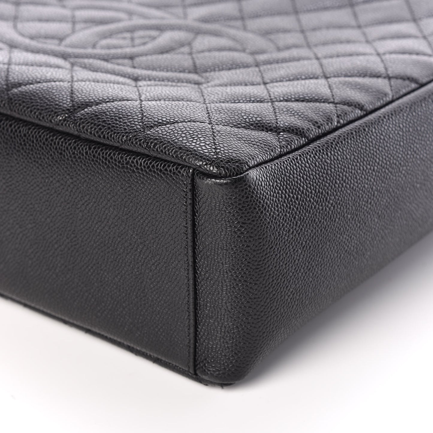 Caviar Quilted Petit Shopping Tote PST Black