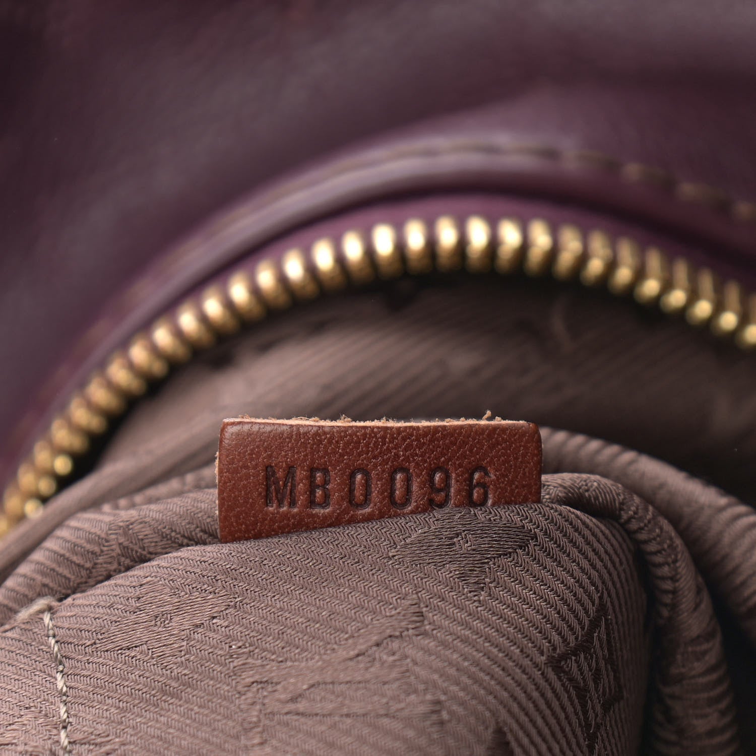 Louis Vuitton Mahina Onatah GM Aubergine 7 of 10