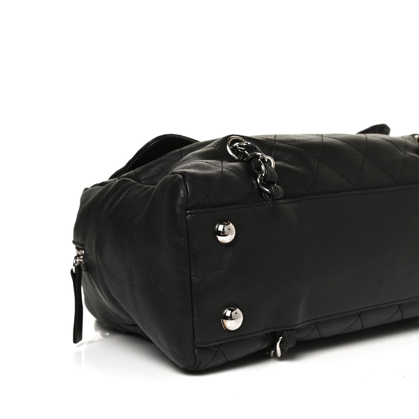 Lambskin Quilted Medium Chain Around Tote Black