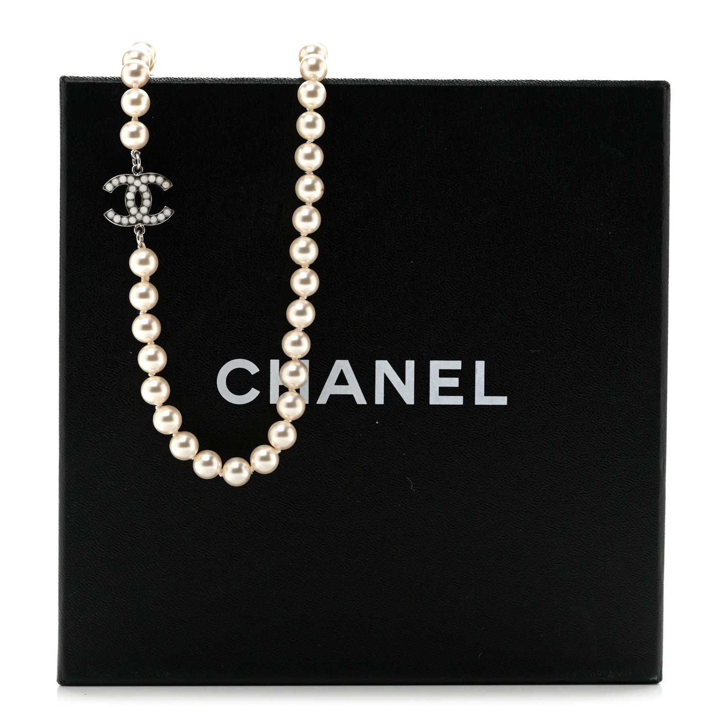 Graduated Pearl CC Long Necklace Silver