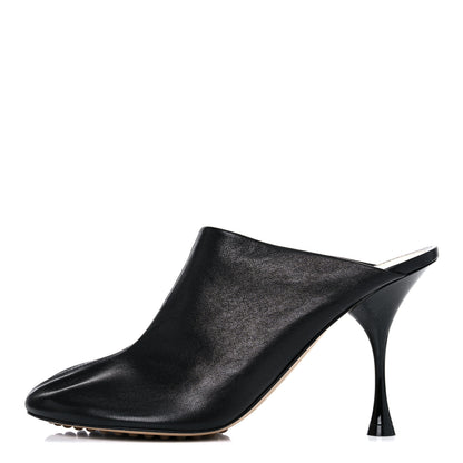 Bottega Veneta Stretch Nappa Dot Pumps 40 Black 1 of 8