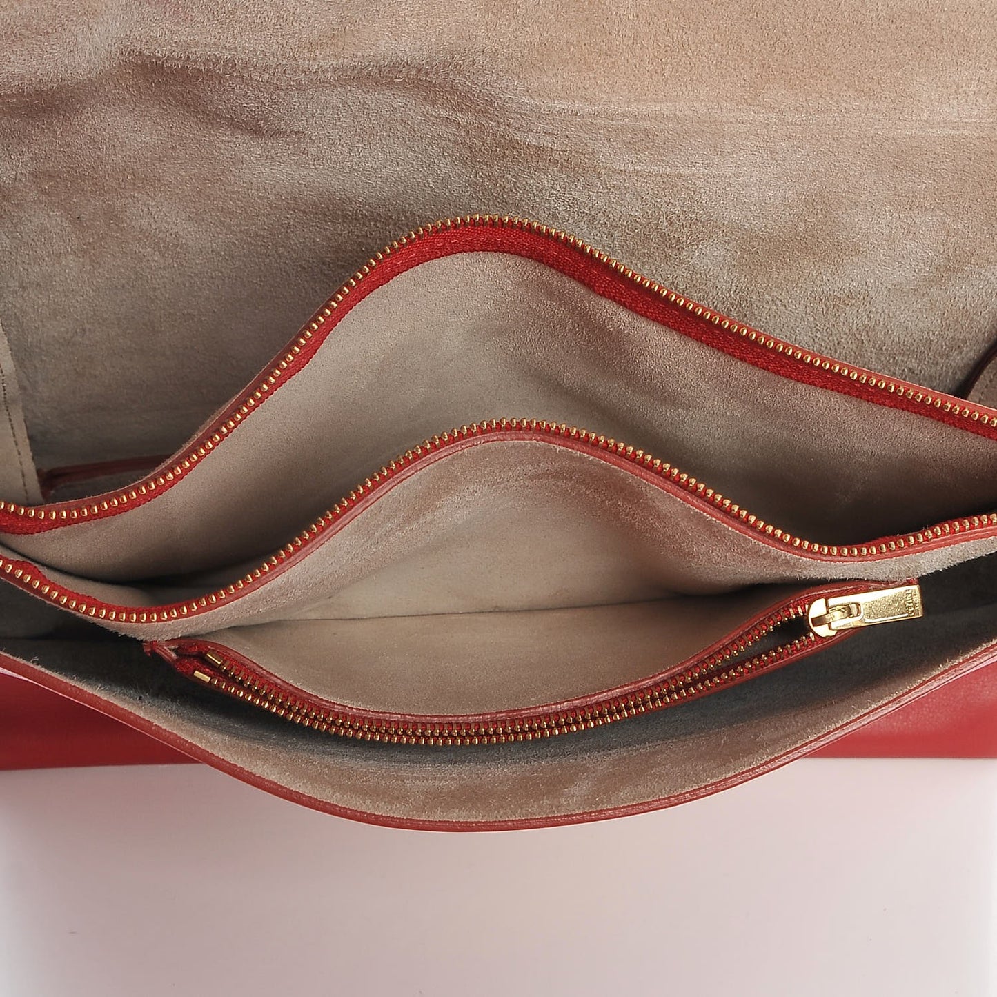 Calfskin Blade Flap Bright Red