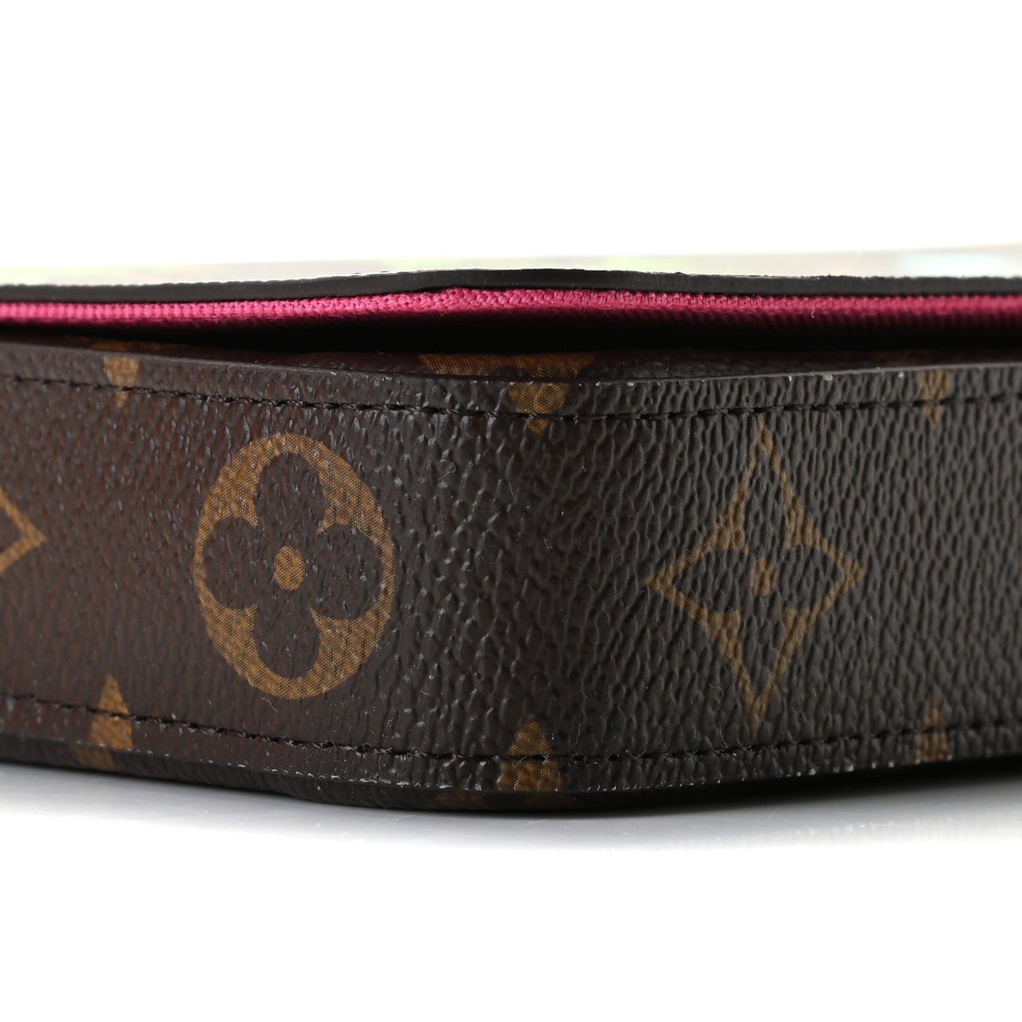 Monogram 2021 Christmas Animation Hollywood Pochette Felicie Chain Wallet Fuchsia