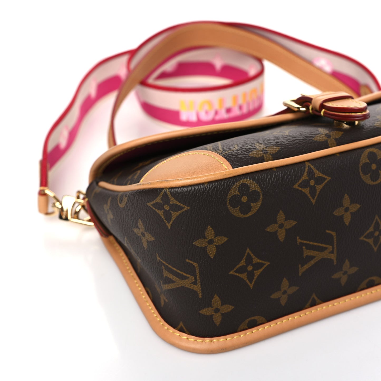 Monogram Diane Fuchsia