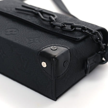 Louis Vuitton Taurillon Monogram Steamer Wearable Wallet Black 8 of 8