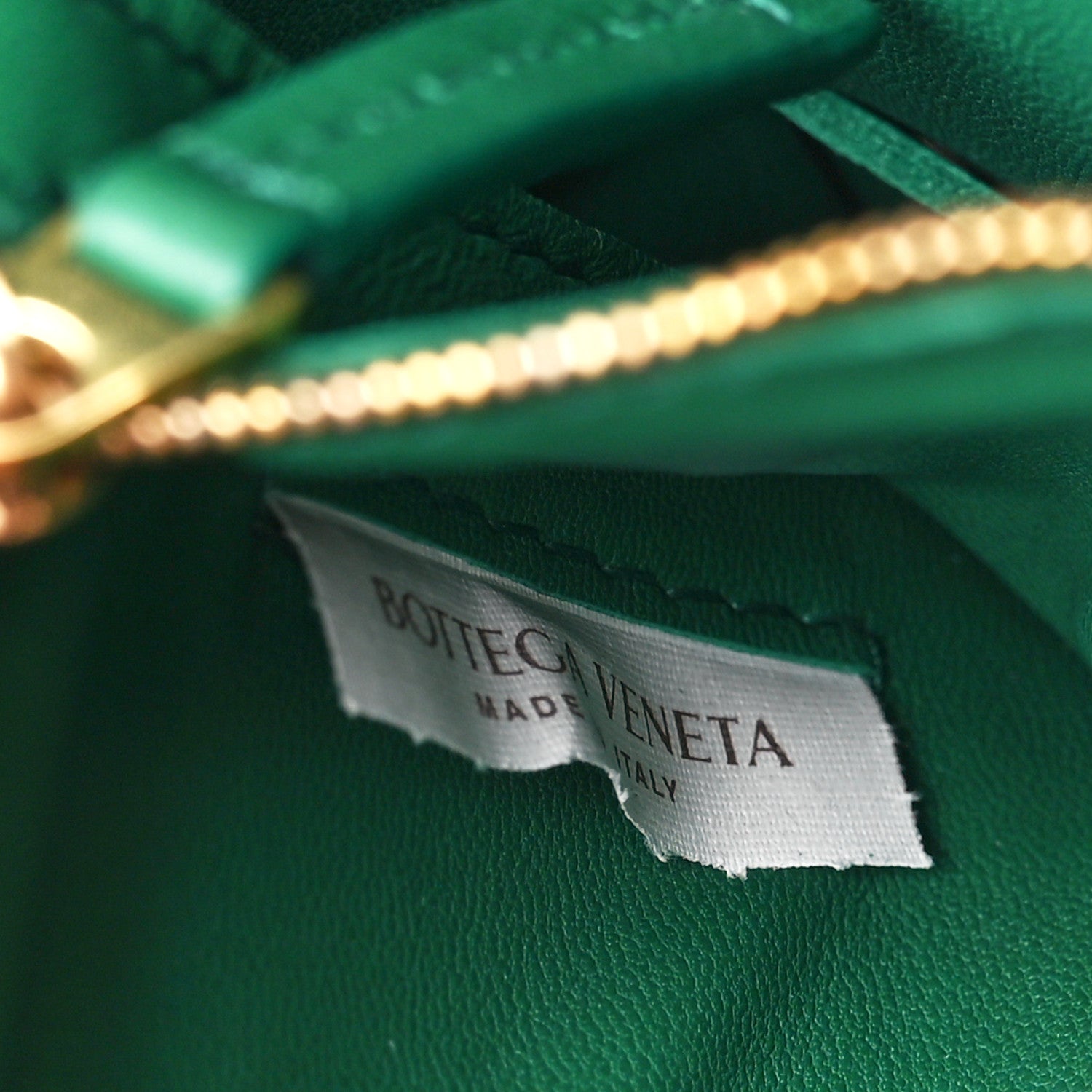 Bottega Veneta Lambskin Maxi Intrecciato Cassette Crossbody Bag Racing Green 7 of 12