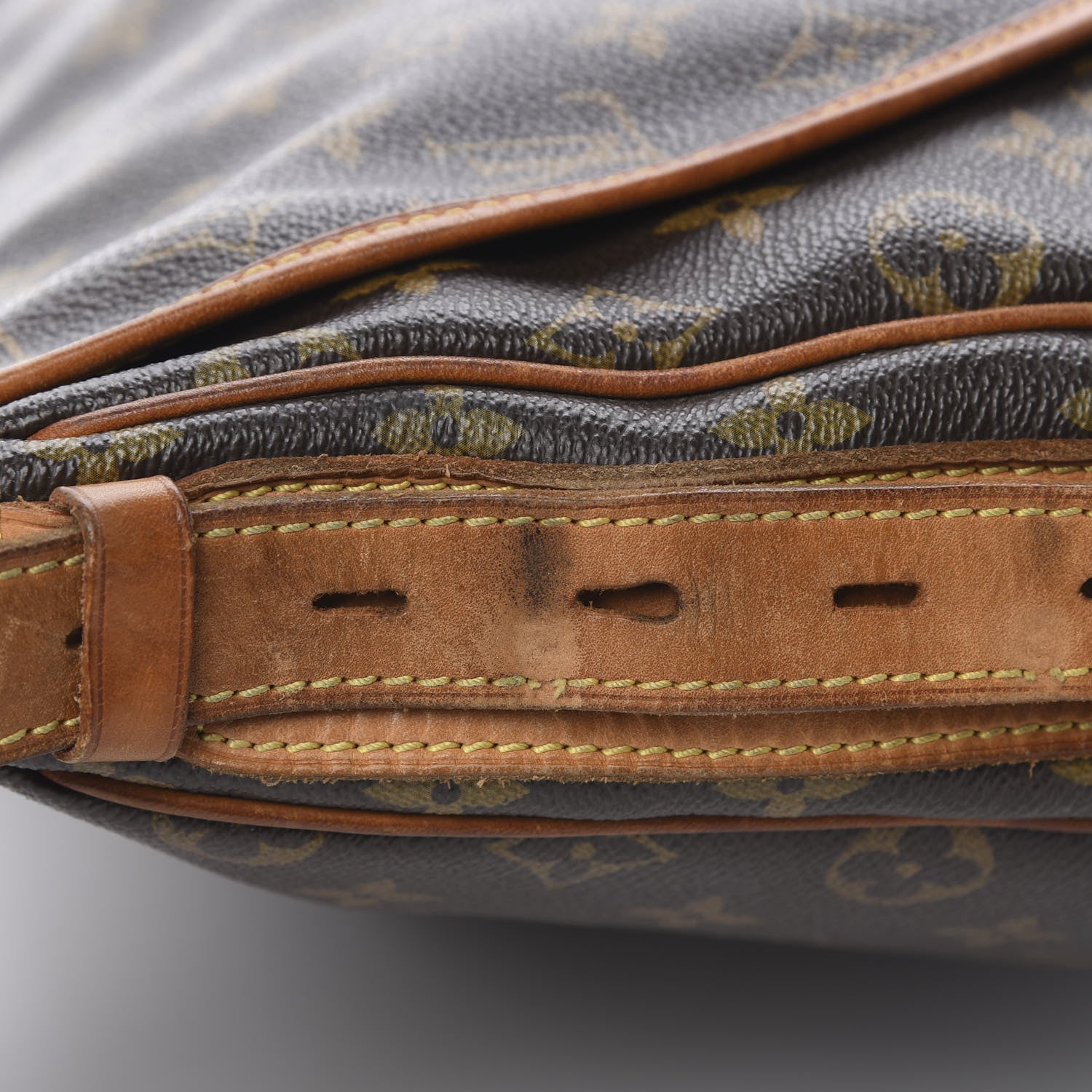 Louis Vuitton Monogram Tulum GM 17 of 17
