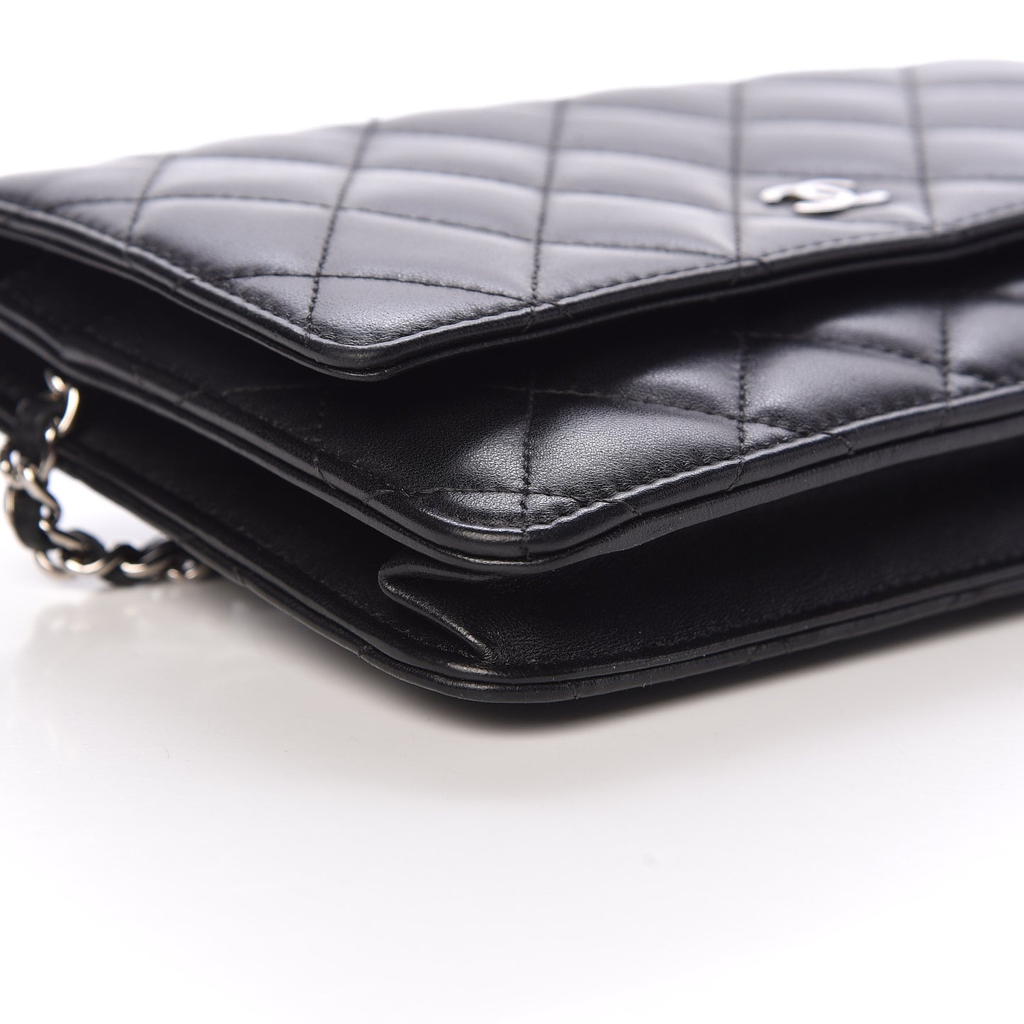 Lambskin Quilted Wallet On Chain WOC Black