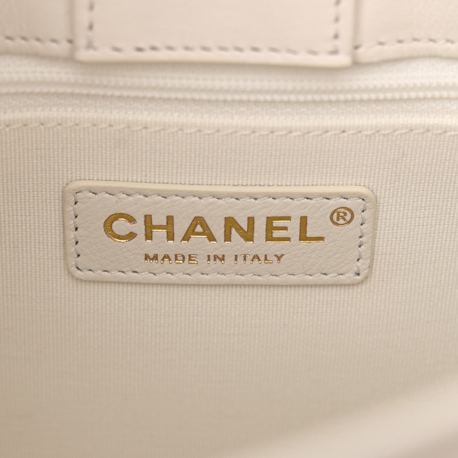 Chanel Calfskin Quilted CC Hobo Handbag White 5 of 9