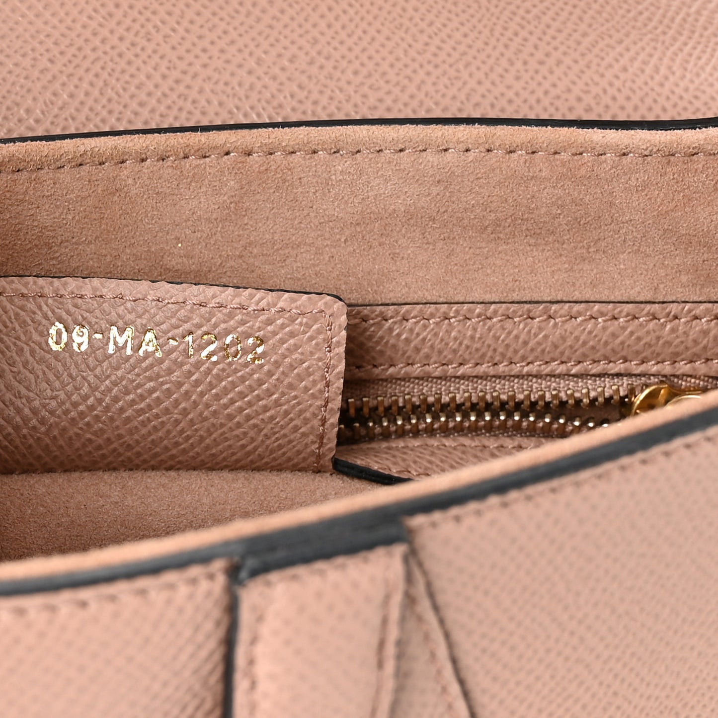 Grained Calfskin Saddle Bag With Strap Fard