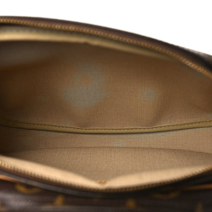 Louis Vuitton Monogram Reporter PM 6 of 10