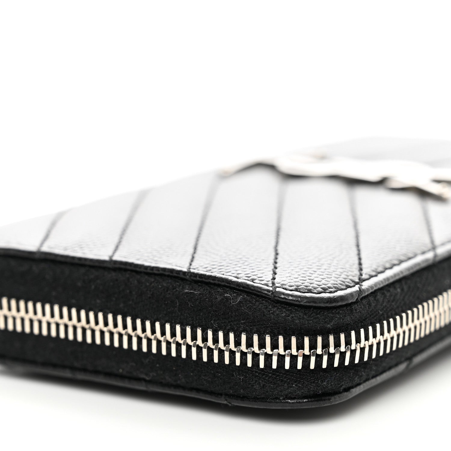 Saint Laurent Grain De Poudre Matelasse Chevron Monogram Zip Around Wallet Black 7 of 8