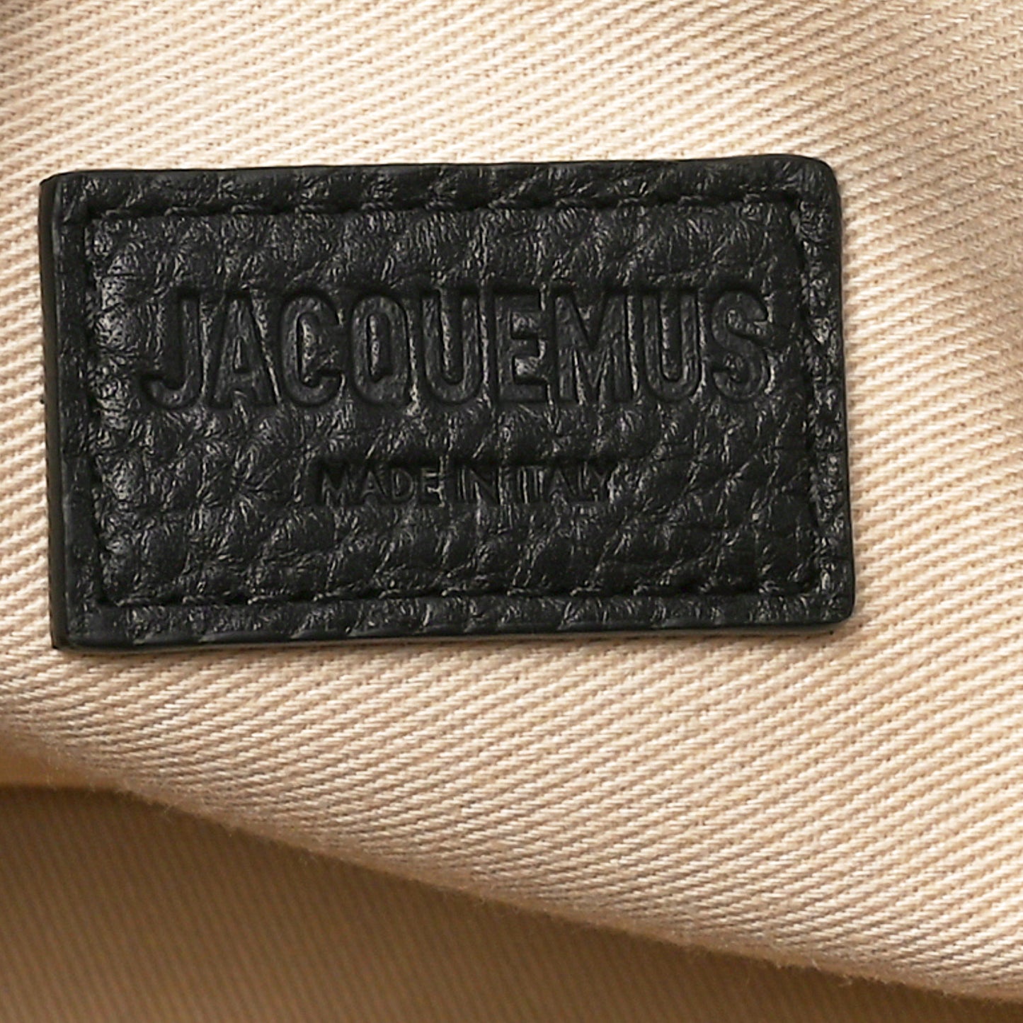 Grained Calfskin Le Turismo Black