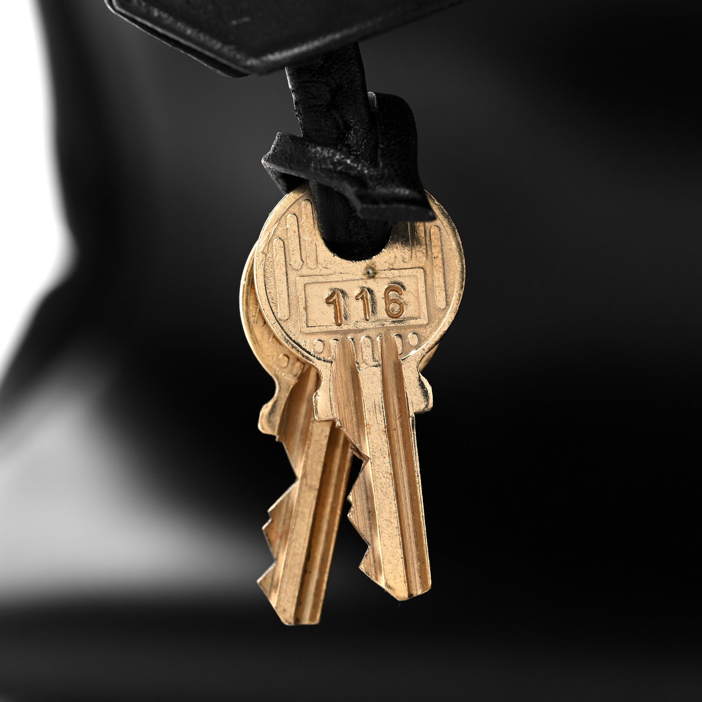 Box Kelly Retourne 32 Black