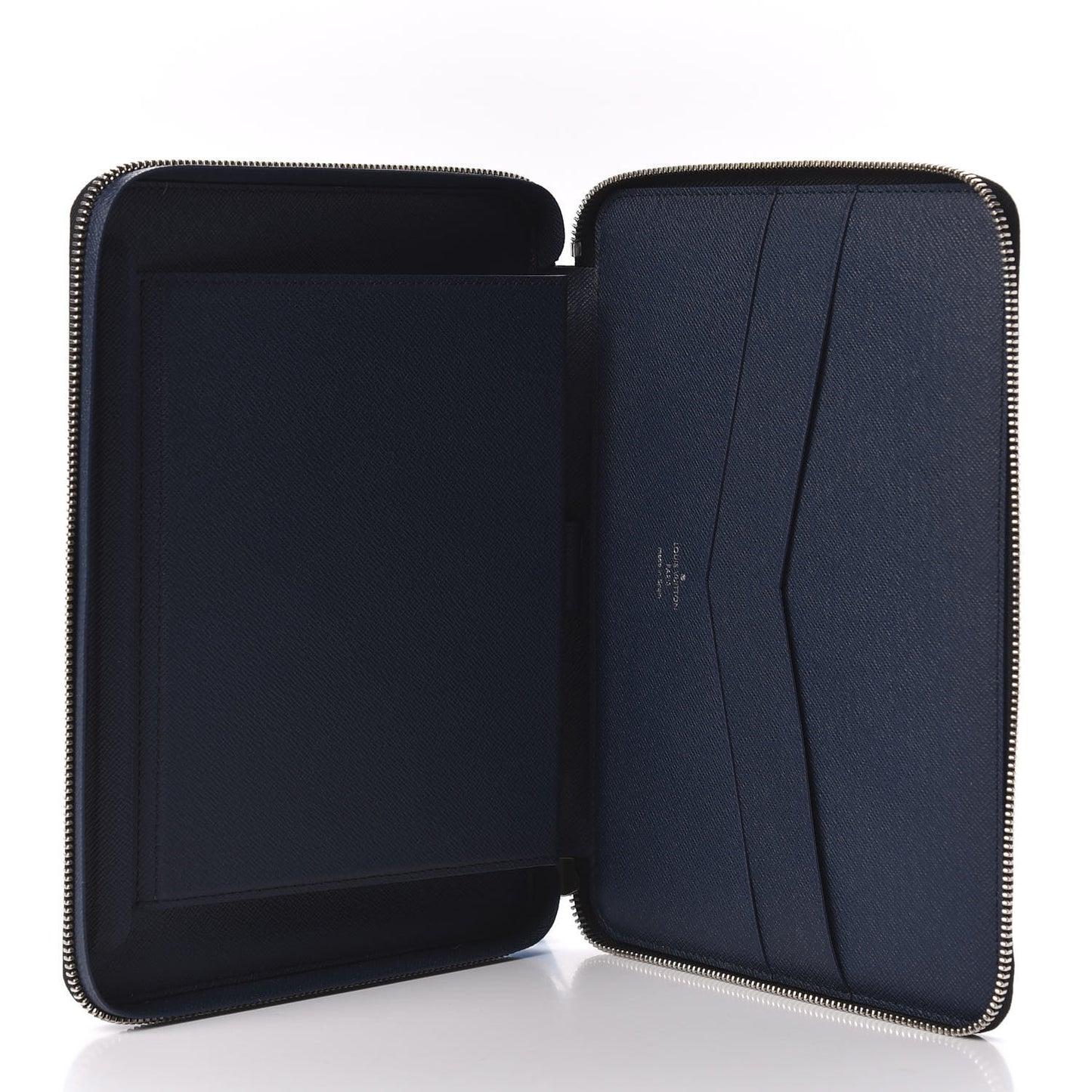 Damier Graphite Essential iPad Case
