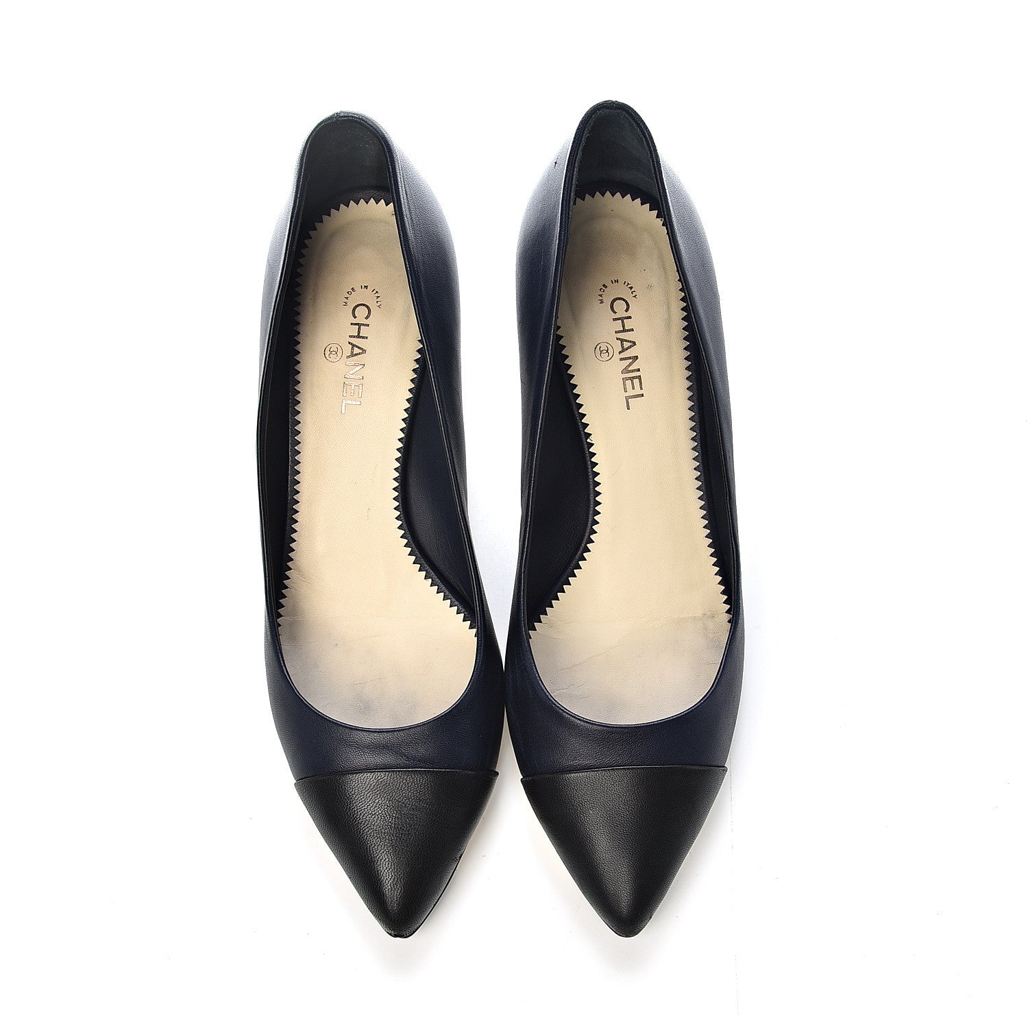 Chanel Lambskin Cap Toe Pearl Pumps 39 Navy Blue Black 13 of 14