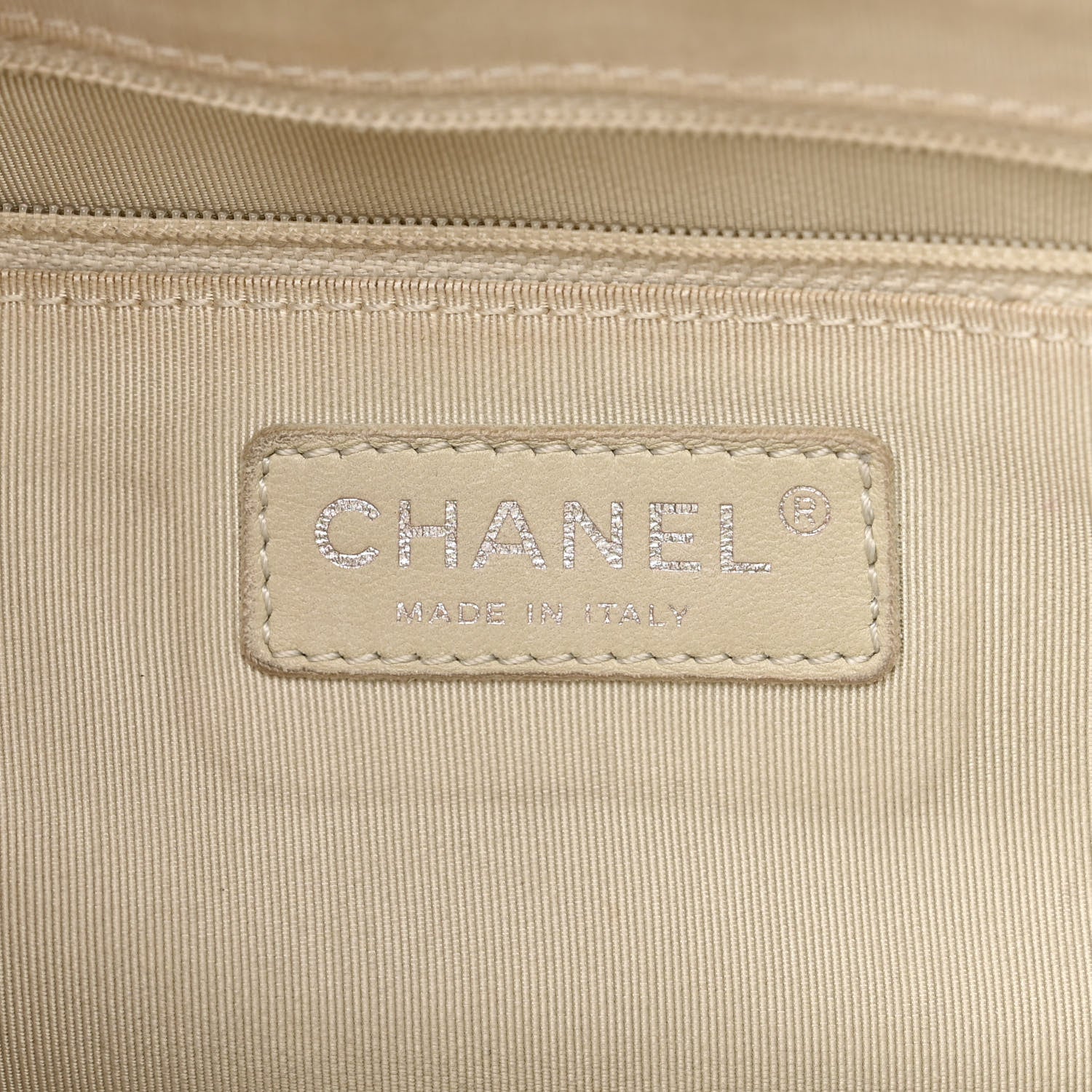 Chanel Washed Lambskin Quilted Large Chain Around Messenger Black 6 of 11