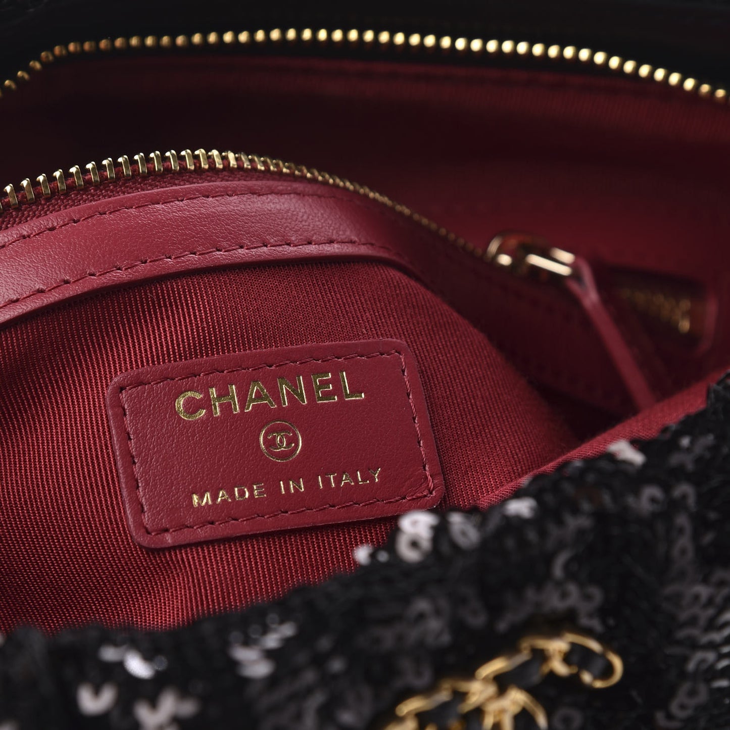 Sequins Quilted Large Chanel 19 Pouch Black