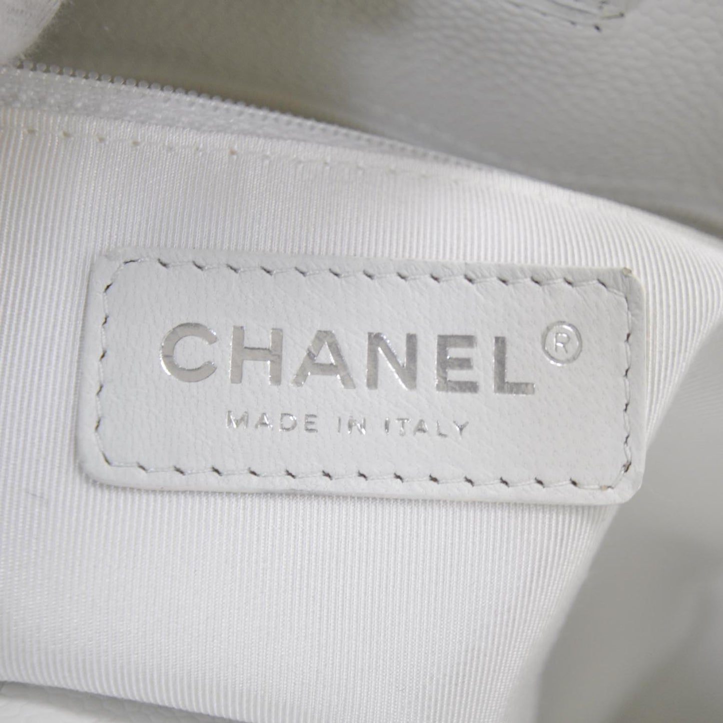 Caviar Petit Shopping Tote PST White