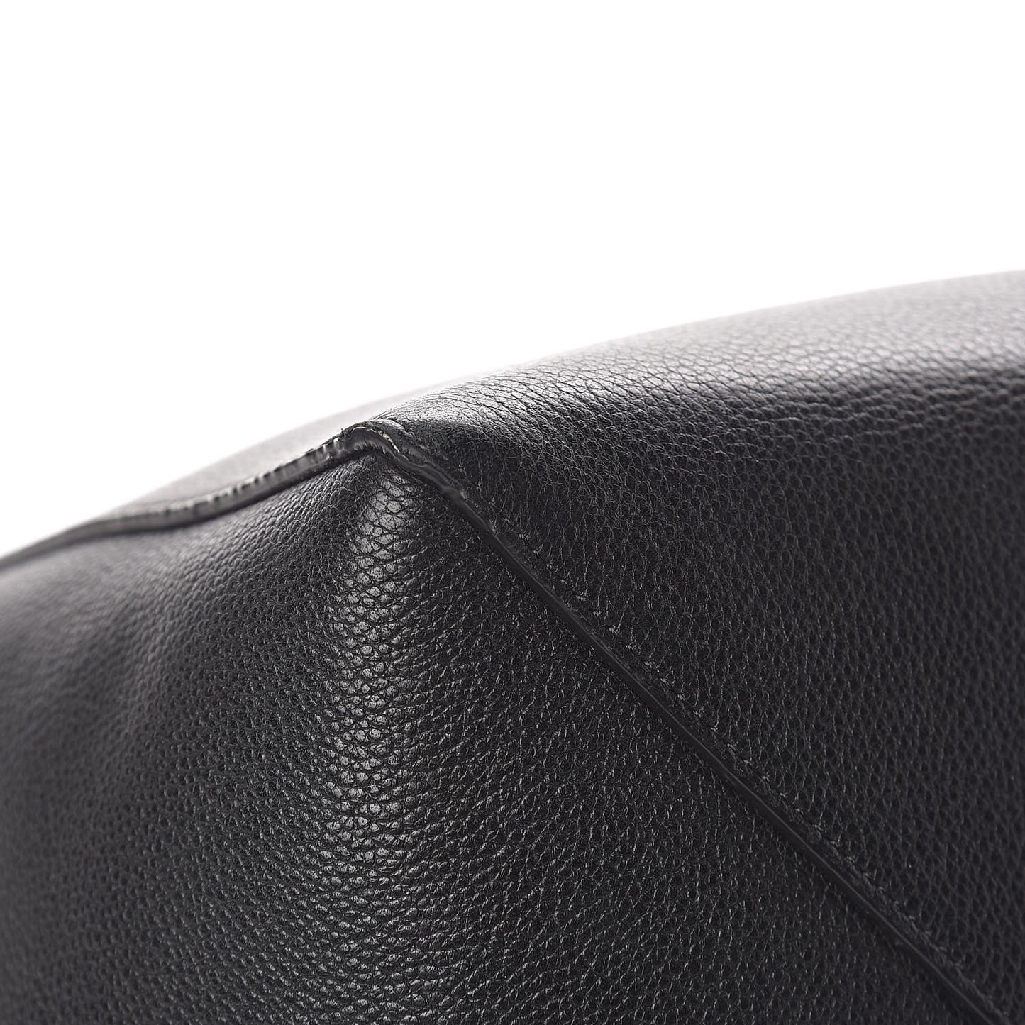Soft Grained Calfskin Medium Belt Cabas Phantom Black