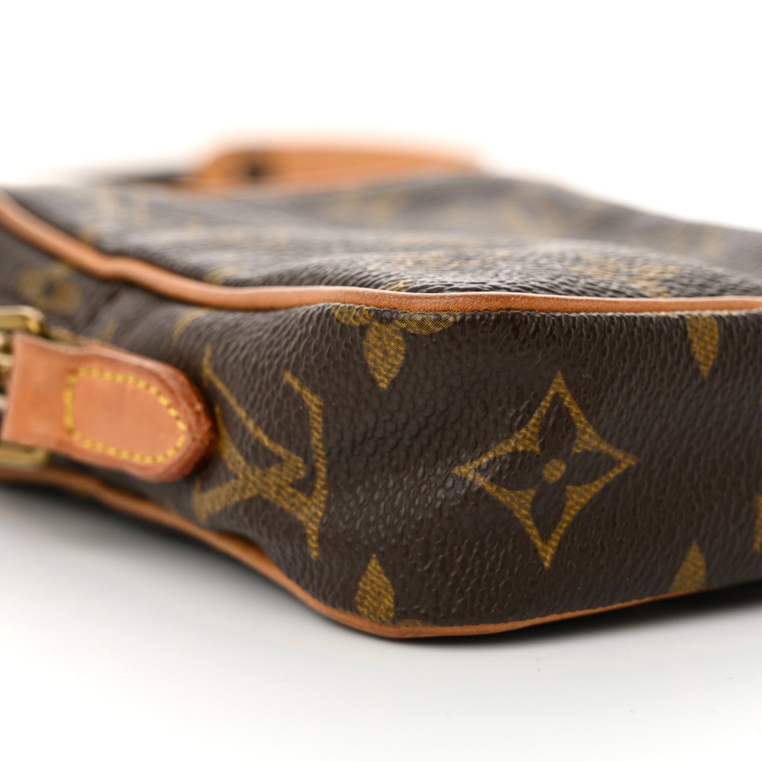 Louis Vuitton Monogram Danube 15 9 of 14