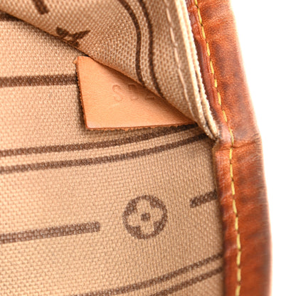 Louis Vuitton Monogram Neverfull MM 8 of 18