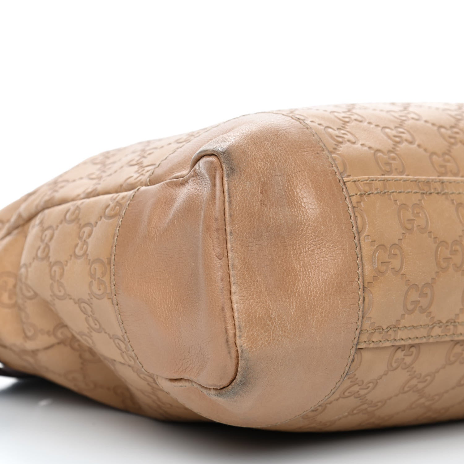 Gucci Guccissima Messenger Bag Camelia 5 of 9