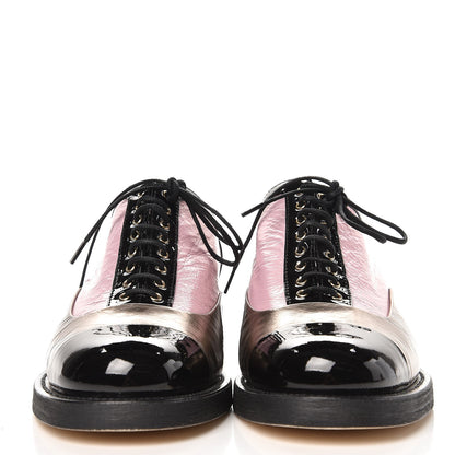 Chanel Crumpled Lambskin Patent CC Lace Up Oxfords 40 Pink Gold Black 3 of 8