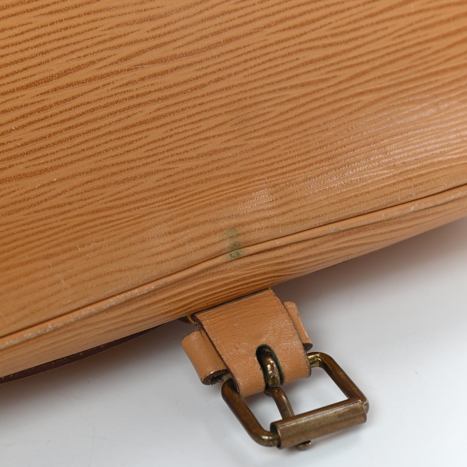 Louis Vuitton Epi Cartouchiere MM Winnipeg 8 of 17