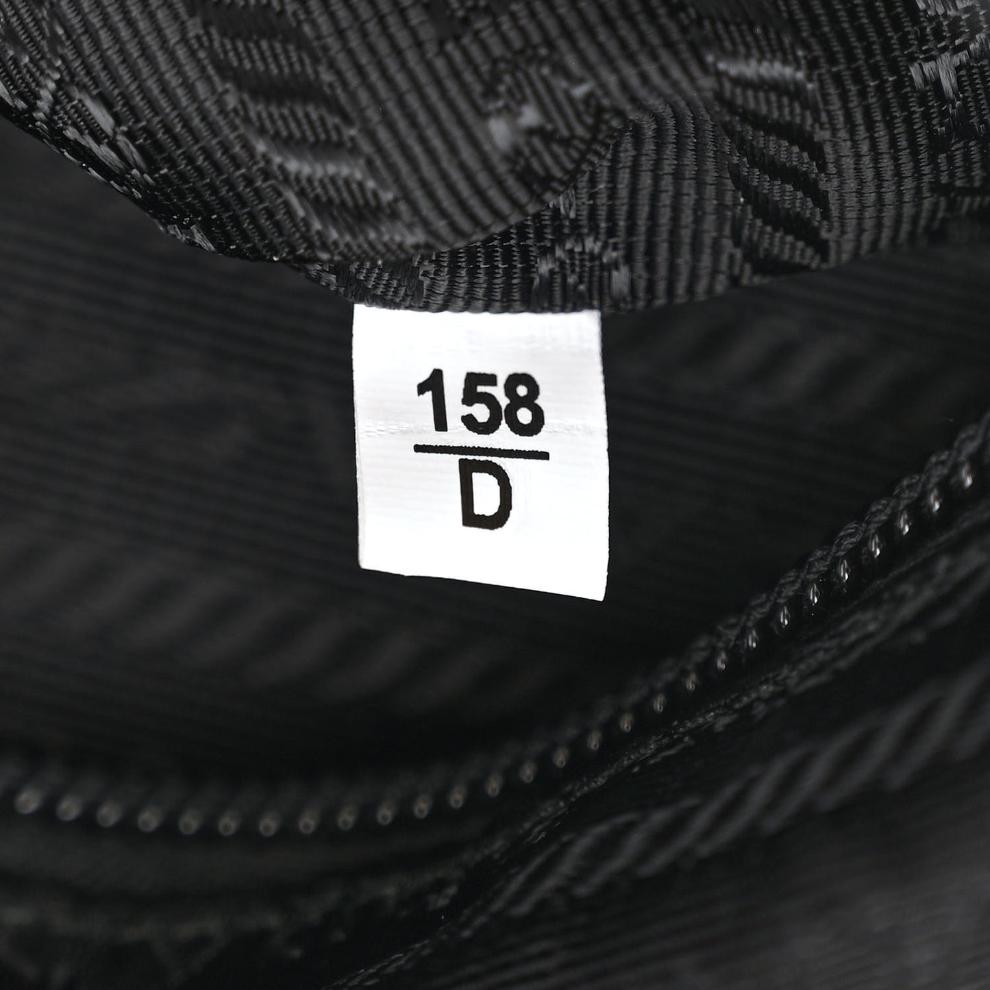 Nylon Vela Flat Messenger Bag Black