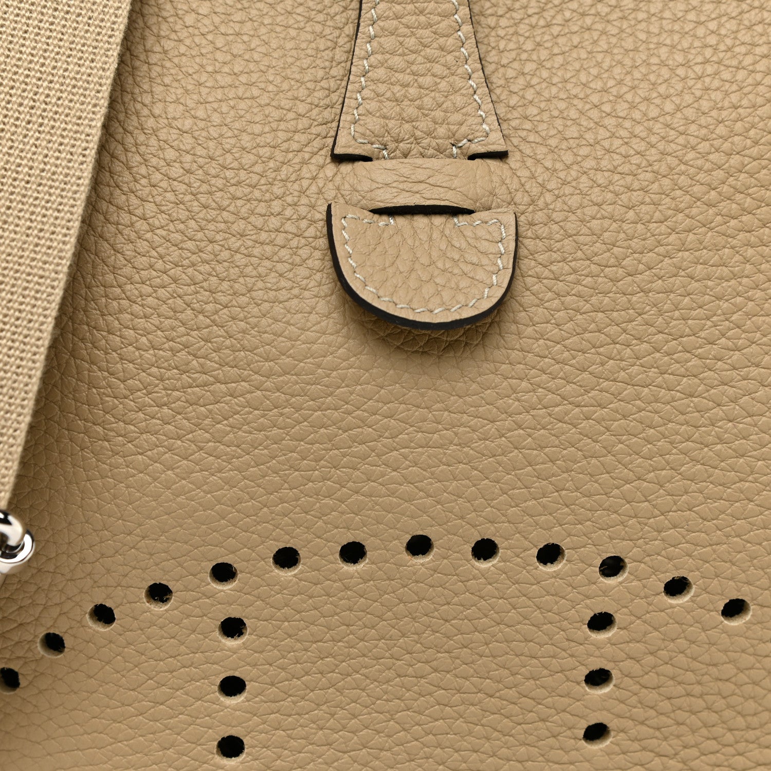 Hermes Taurillon Clemence Evelyne III PM Trench 8 of 15