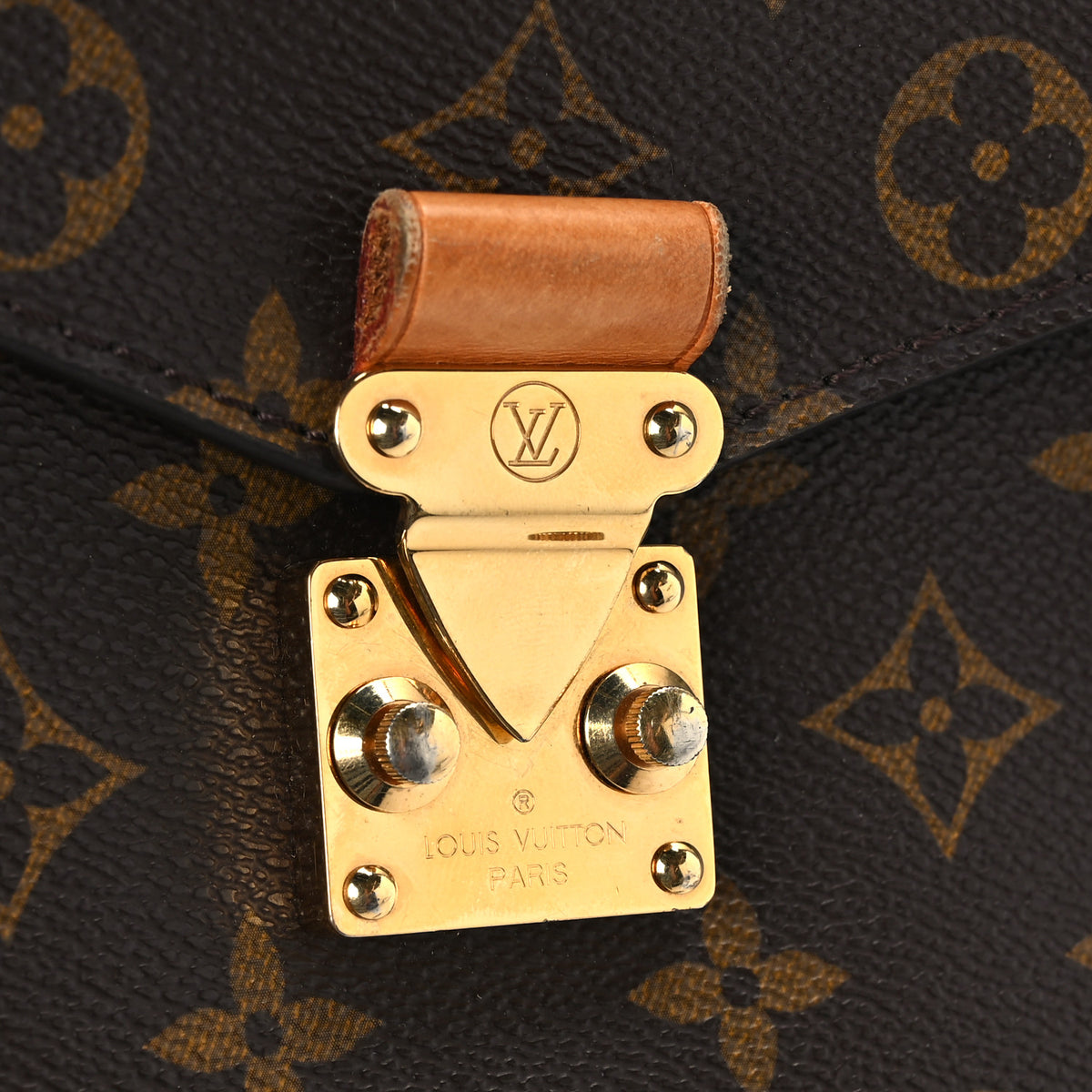 Monogram Pochette Metis